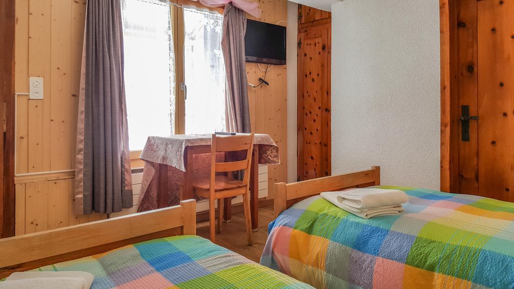 Hotel Restaurant Monte Leone Simplon Buitenkant foto
