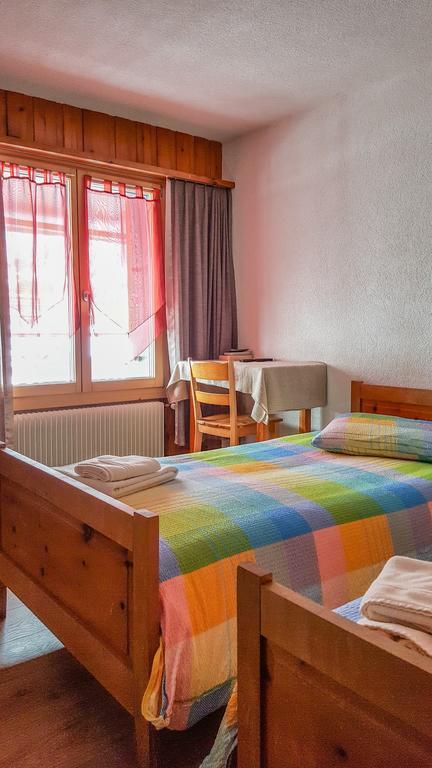 Hotel Restaurant Monte Leone Simplon Buitenkant foto